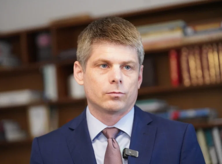 Гујон за Фронтиjер : Данас на Косову живи пет одсто Срба, а пре једног века чинили су већину