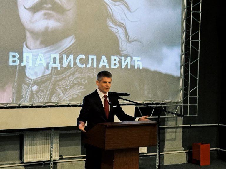 Гујон: Одржали смо премијеру филма о грофу Сави Владиславићу у једном од најстаријих биоскопа у Санкт Петербургу