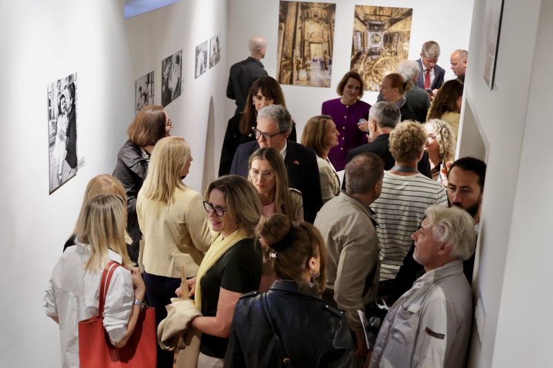 Image for the Tweet beginning: 🇨🇭 Gouillon opens exhibition on
